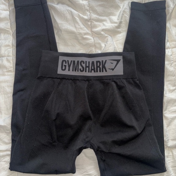 Gymshark Black Leggings - Picture 2 of 4